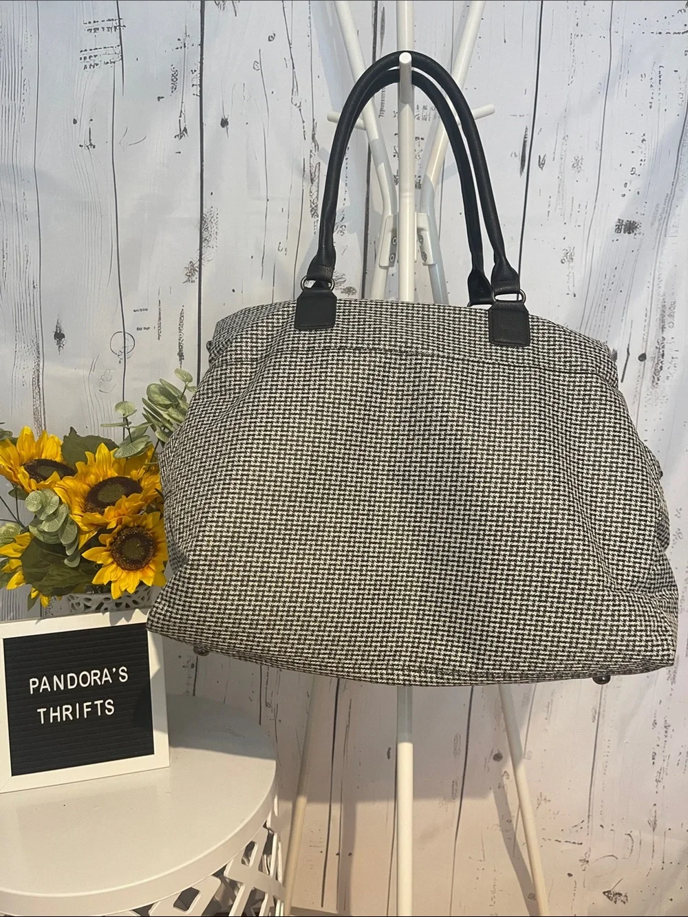 Nicole Miller Stylish Black & White Houndstooth Tote Bag Preowned